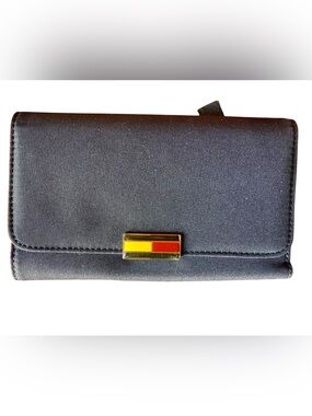 Tommy Hilfiger Trifold Wallet